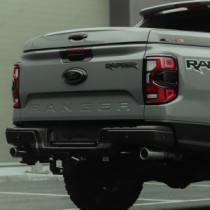 Ford Raptor 2023 - Garnitures de garnitures lumineuses - Ensemble complet en option noir brillant ou noir mat