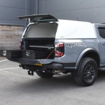 Ford Raptor 2023 - Toit rigide ProTop Tradesman avec porte arrière en verre et verrouillage centralisé en différentes couleurs