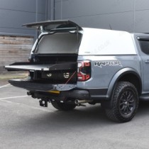 Ford Raptor 2023 - Toit rigide ProTop Tradesman avec porte arrière en verre et verrouillage centralisé en différentes couleurs