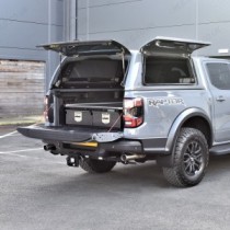 Ford Raptor 2023 - Toit rigide ProTop Gullwing avec porte arrière en verre dans différentes couleurs