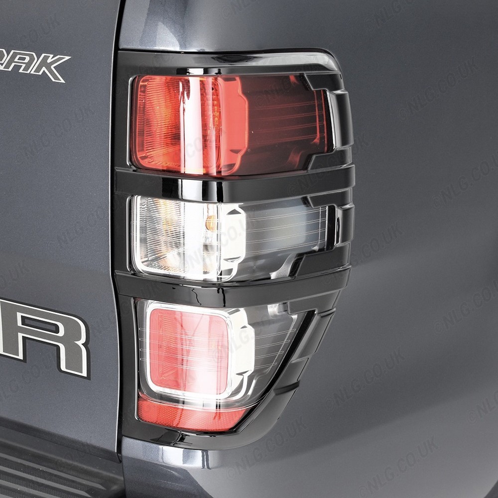 Couvre-feux arrière noir brillant pour Ford Ranger 2012-2022