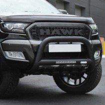 Ford Ranger 2019 sur calandre de style Raptor avec logo Hawk (modèle Wildtrak uniquement)