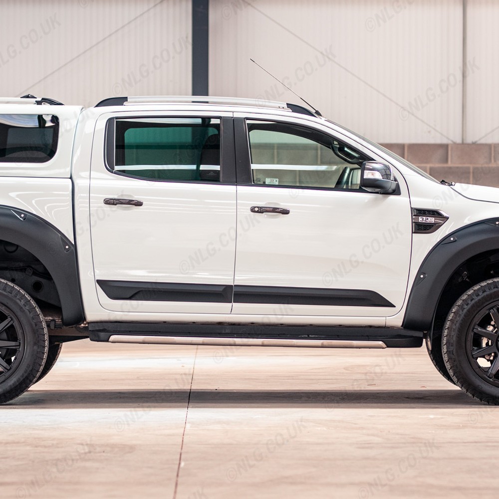 Ford Ranger 2019 - Garniture latérale de porte inférieure noire mate