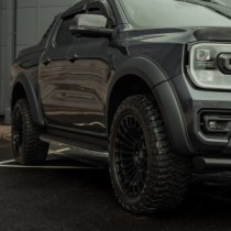 Ford Ranger 2023 - Passages de roue élégants en noir mat