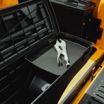 Ford Ranger 2023- Boîte à outils Predator Swing Case Option gauche ou droite