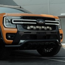 Ford Ranger 2023- Intégration de la barre lumineuse à DEL Predator 30" à la calandre