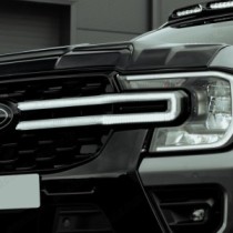 Ford Ranger 2023 - Intégration de la calandre à LED Predator Night Hawk avec contour à LED - Noir mat ou brillant