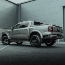 Construction du Ford Ranger Shadow 2023 - Kit carrosserie Ranger neuf de la phase 1