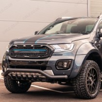 Mise à niveau des feux antibrouillard et des clignotants Predator Gloss Black du Ford Ranger Wildtrak 2019