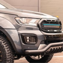 Mise à niveau des feux antibrouillard et des clignotants Predator Gloss Black du Ford Ranger Wildtrak 2019