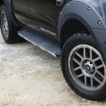 Ford Ranger 2019 sur jante en alliage 20x9 Hawk Dakar - Gris mat