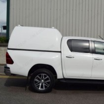 Toyota Hilux 2016- ProTop Tradesman en argent 1D6 avec porte arrière solide