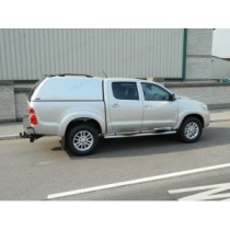 Auvent supérieur de camion commercial Toyota Hilux Mk6 Double Cab Carryboy 560 en apprêt