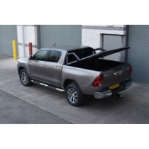 Toyota Hilux 2016- Couvercle relevable en aluminium noir ProTop avec arceau de sécurité noir