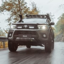 Toyota Hilux 2016 - Kit d'intégration de calandre Triple-R 750 avec lampes laser