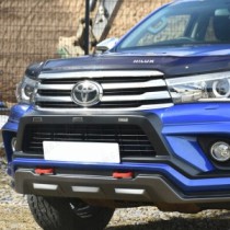 Toyota Hilux 2016-2020 Masque de pare-chocs Predator