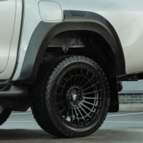 Toyota Hilux 20" Jante en alliage Predator Iconic - Noir mat