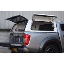 Hardtop ProTop Gullwing avec porte arrière pleine pour Nissan Navara NP300