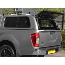 Hardtop de loisirs Carryboy 560 avec option de verrouillage centralisé pour Nissan Navara NP300