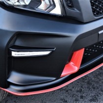 Pare-chocs Predator Nissan Navara NP300 2016-2021 avec accents rouges