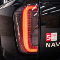 Feux arrière à LED pour Nissan Navara NP300 2016-2021 Predator LHD