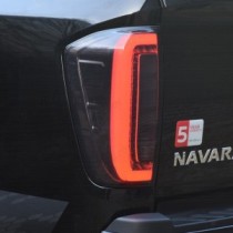 Feux arrière à LED pour Nissan Navara NP300 2016-2021 Predator LHD