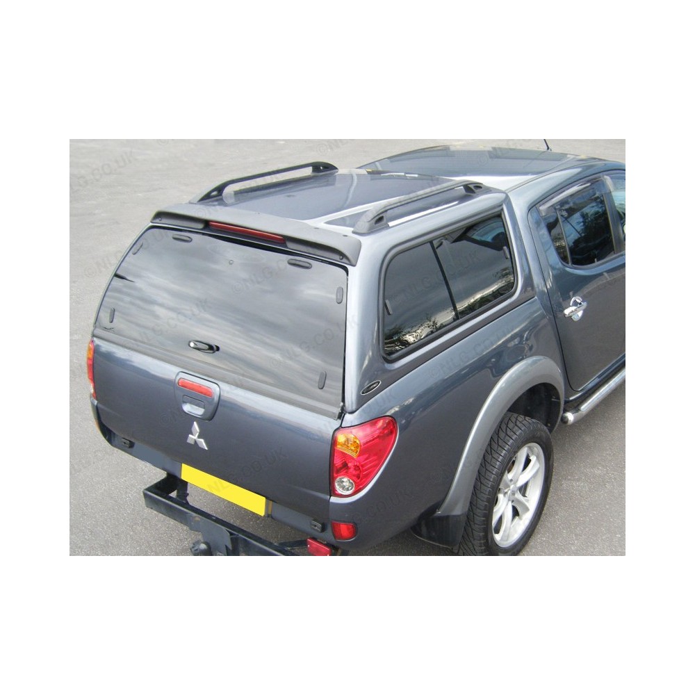 Mitsubishi L200 Mk5 Carryboy 560 Leisure Hardtop avec vitres latérales