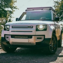 Intégration de phares de toit Lazer 4500 lumens pour Land Rover Defender