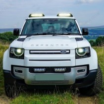 Intégration de phares de toit Lazer 8100 lumens avec DRL pour Land Rover Defender